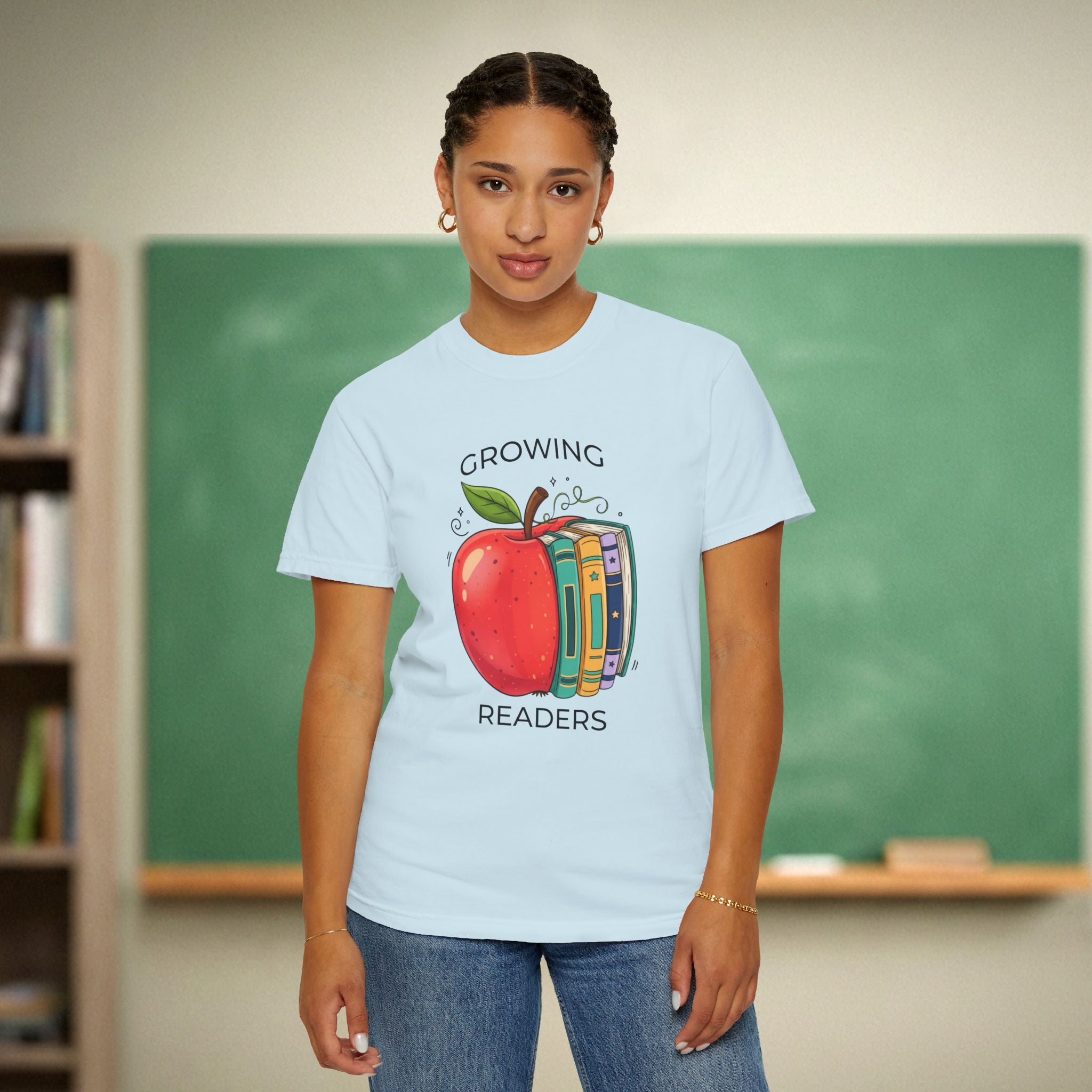 Growing Readers | Literacy Teacher Shirt | Premium Comfort Colors 1717 Vintage Tee
